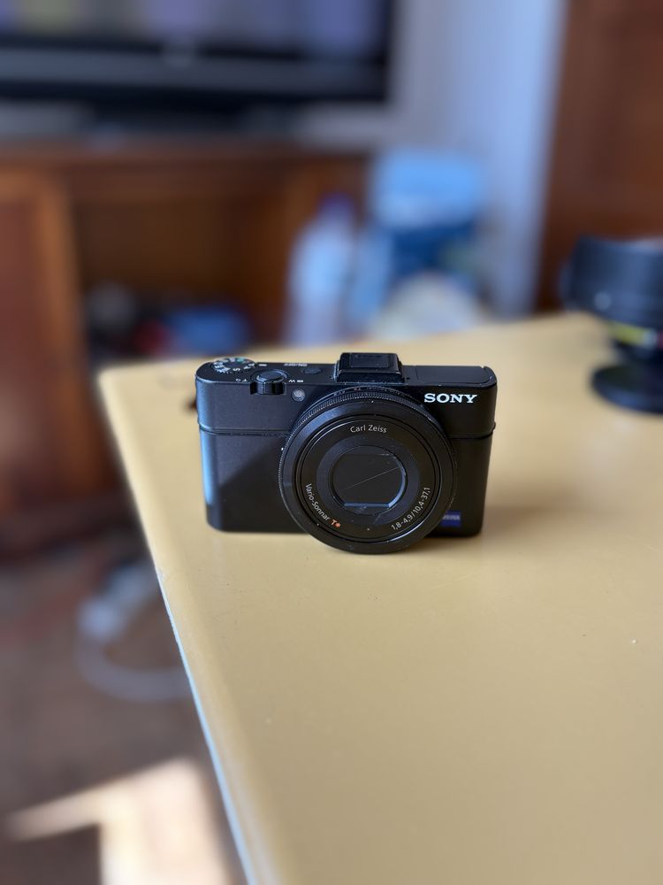 Camara digital Sony Carl Zeiss