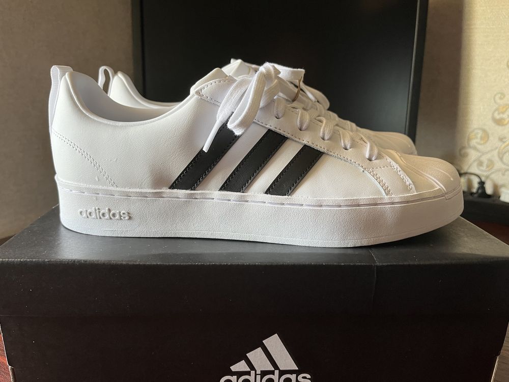 Нові кеди Adidas чоловічі
