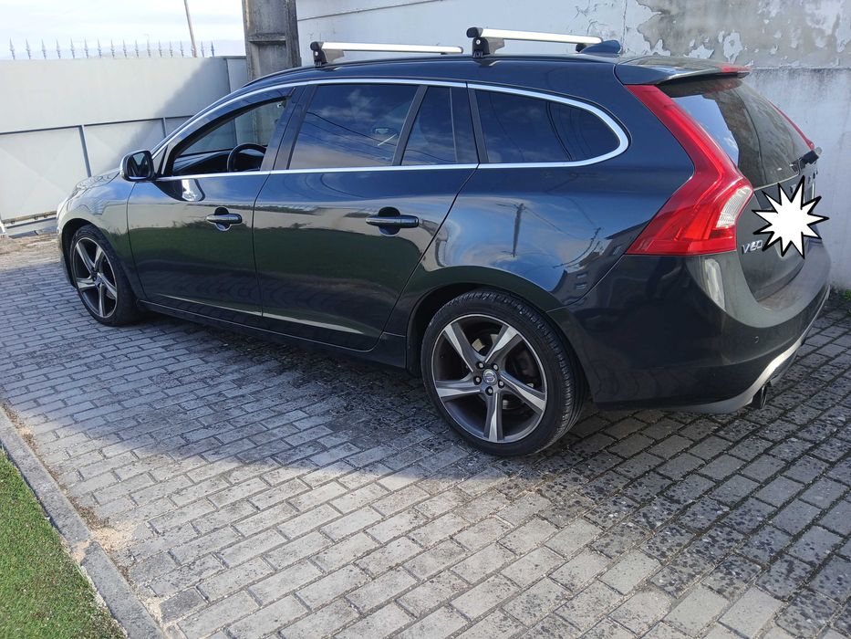 Volvo V60 R-design