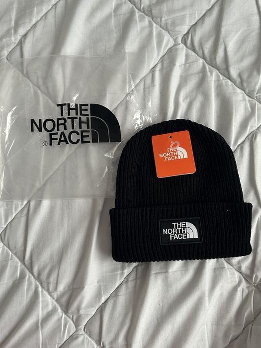 2 czapki the north face nowa !