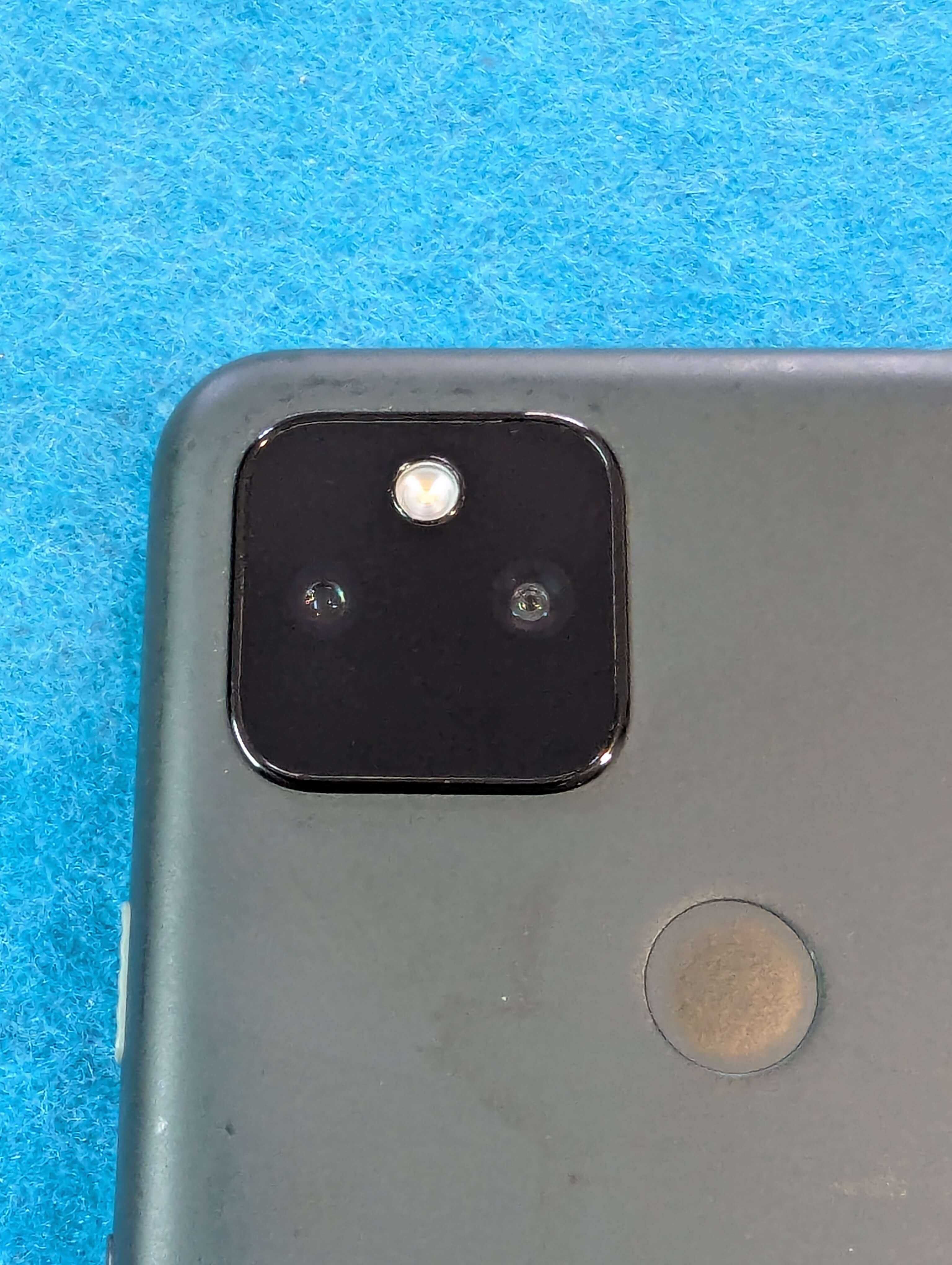 Google Pixel 5a (5G, 128 GB) — sem imagem — para peças/reparação