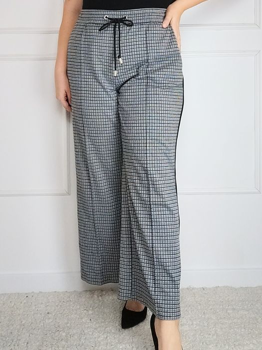 Szare spodnie z szerokimi nogawkami plus size 46