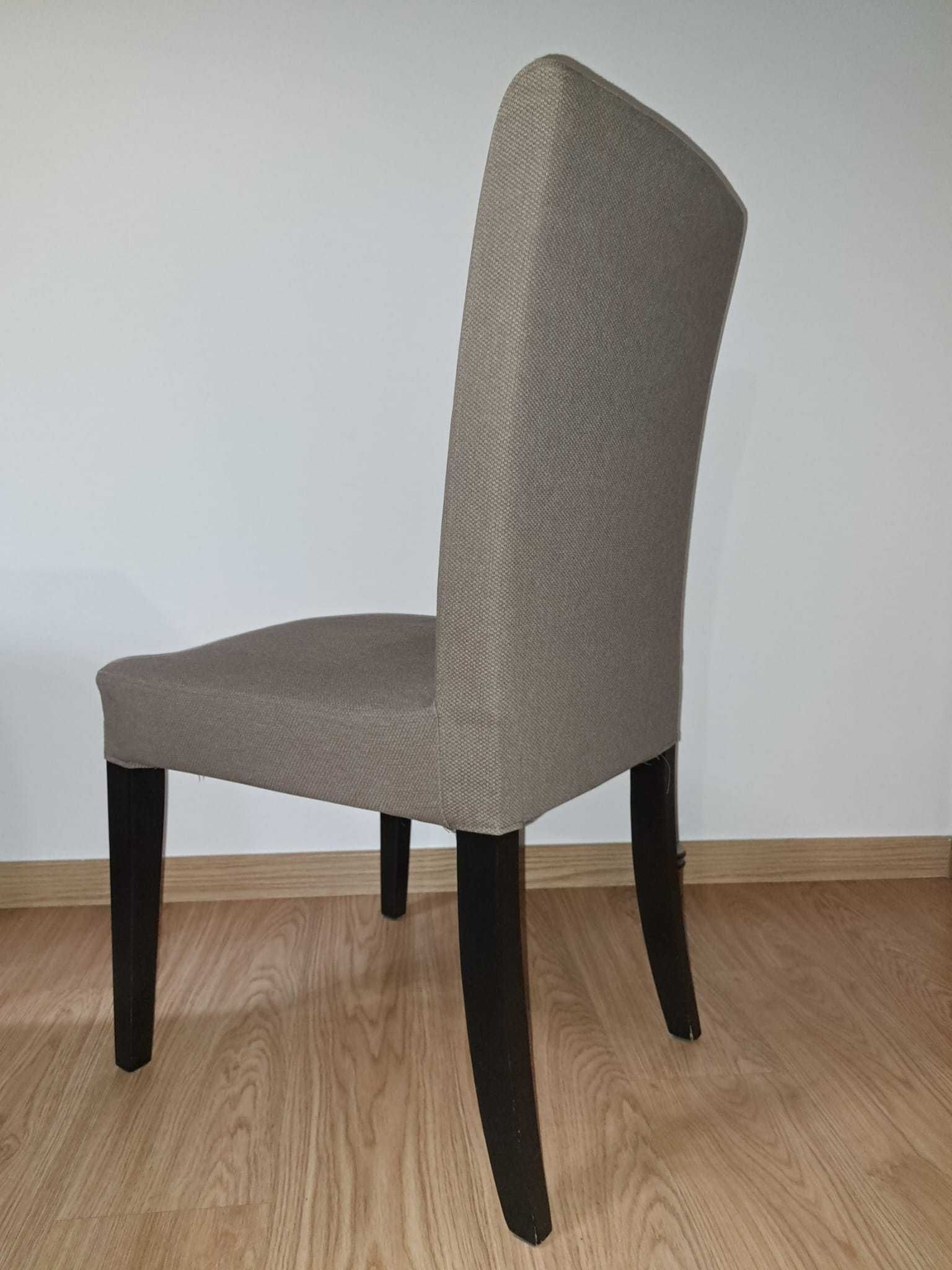 Cadeiras de sala Ikea com capa