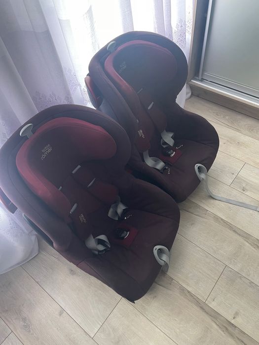 Автокрісла Britax Römer KING Pro, двійня