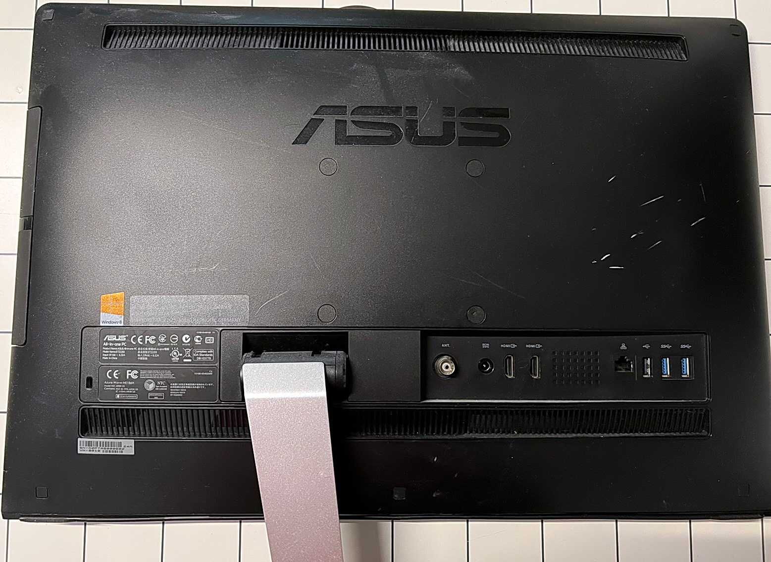 Моноблок ASUS All in One ET2220I Intel Core I5-3330 CPU 3,00 Hz