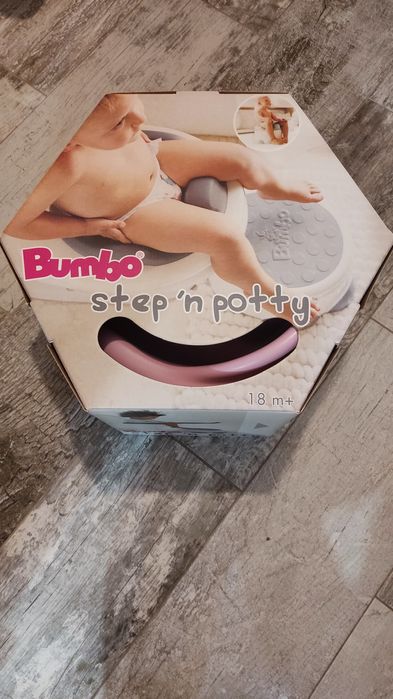 Горщик bumbo. Сидіння для унітазу левеня.