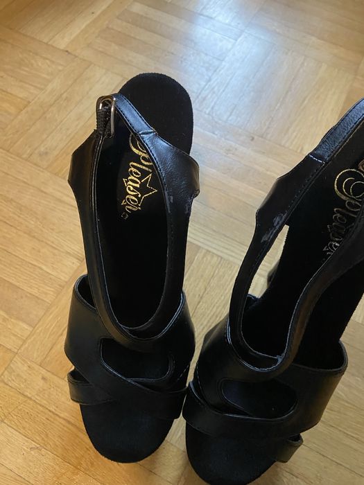 Стріпи  2 Pleaser