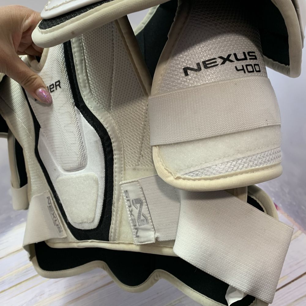 Хокейний нагрудник Bauer Nexus 400 14+ років