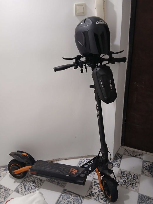 Срочно продам электросамокат Kugoo Kirin G2 Pro. в отличном состоянии