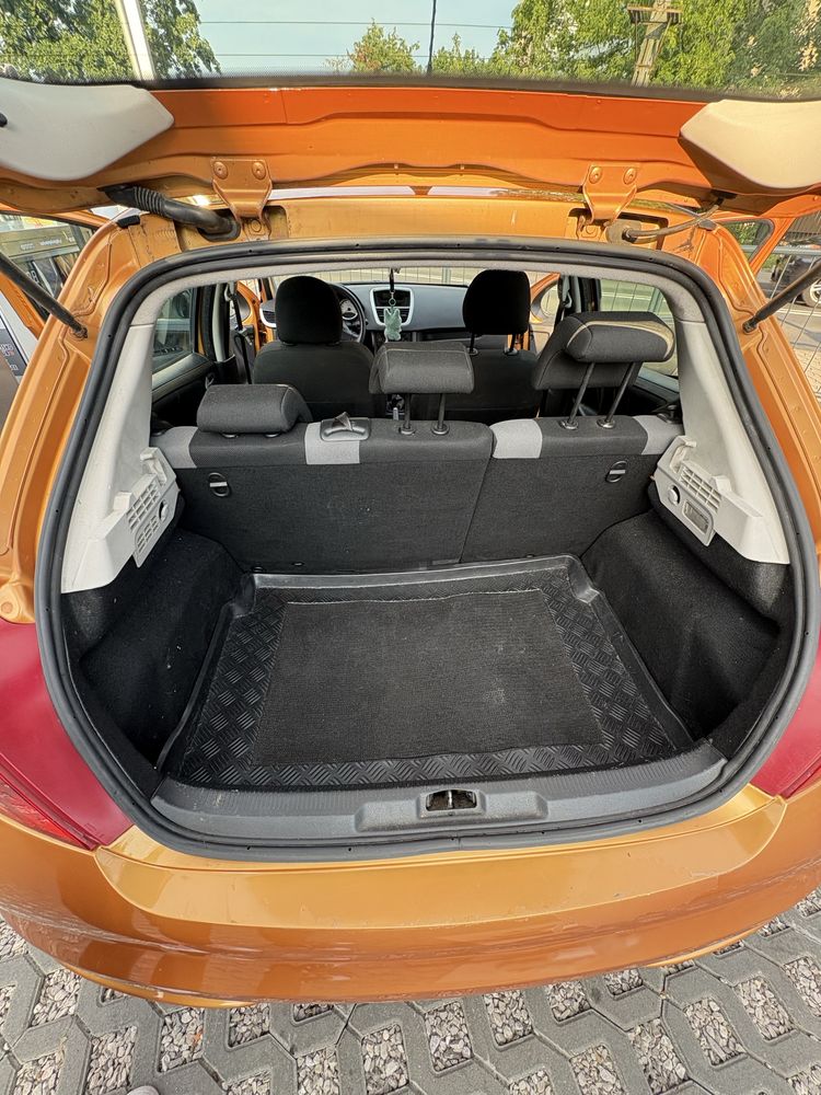 Samochód Peugeot 207