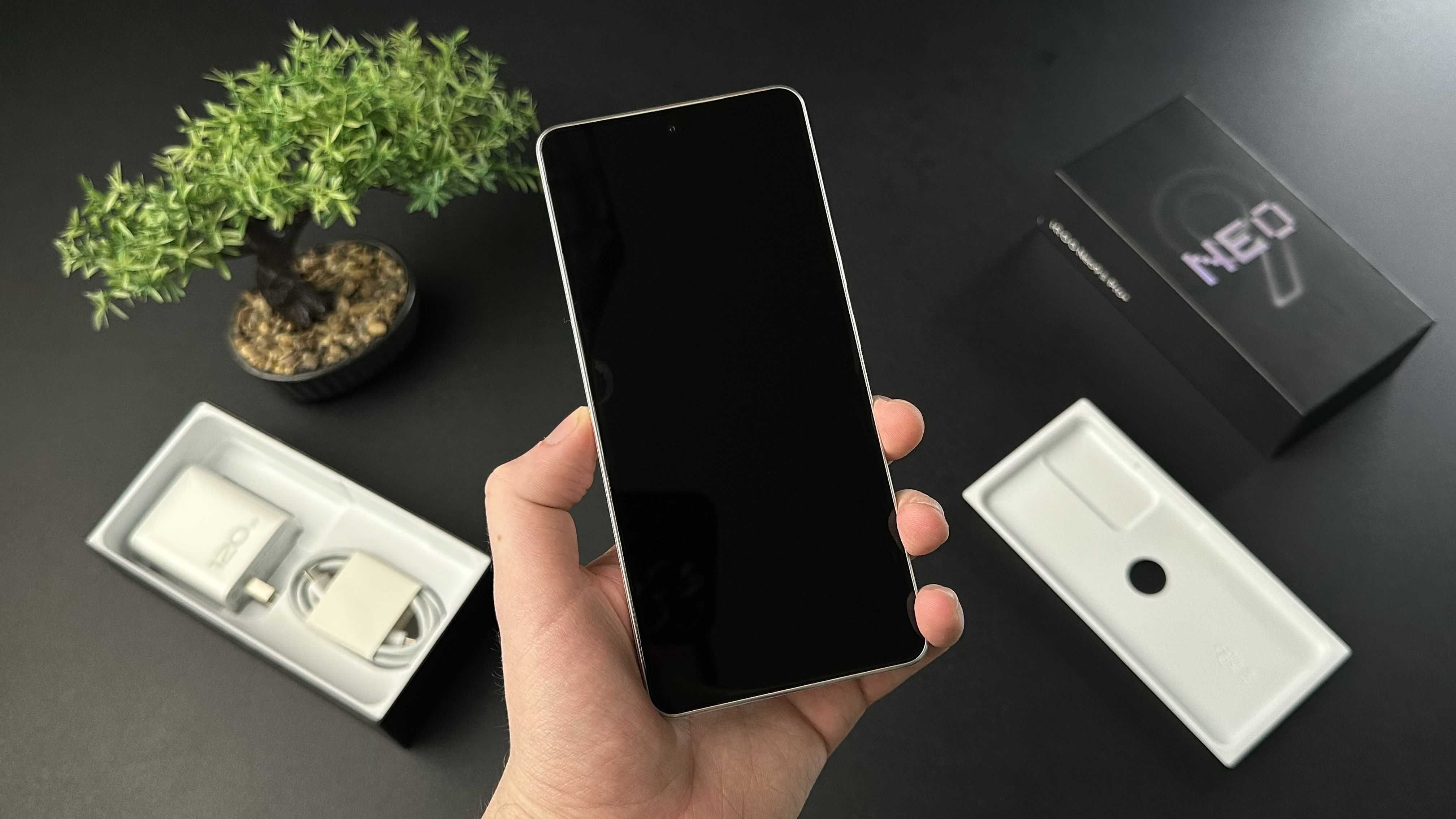 Оплата частинами 0% Vivo iQOO Neo 9S Pro+ 12/256GB White Гарантія