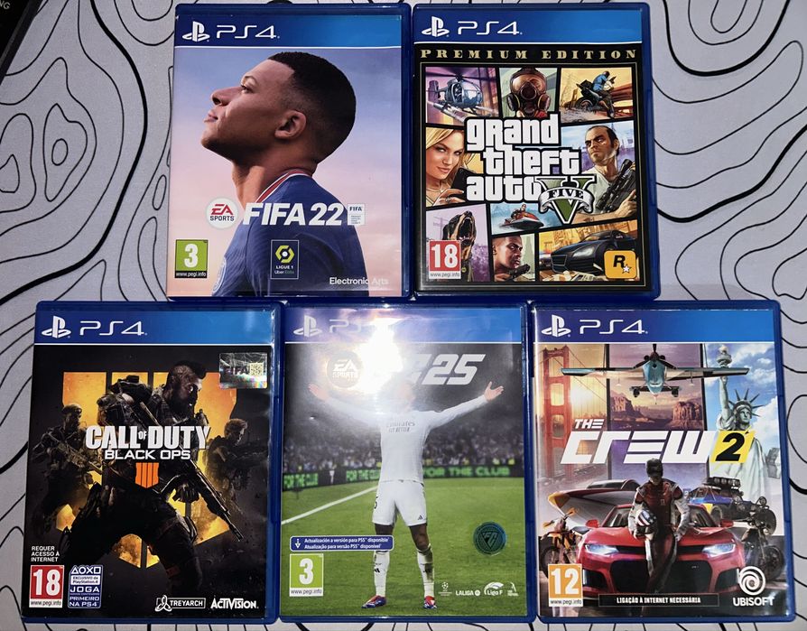 PLAYSTATION 4 SLIM 1TB/ 1 comando/ 5jogos