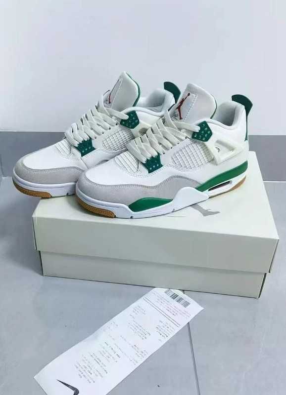 Jordan4Retro SB Pine Green R.42