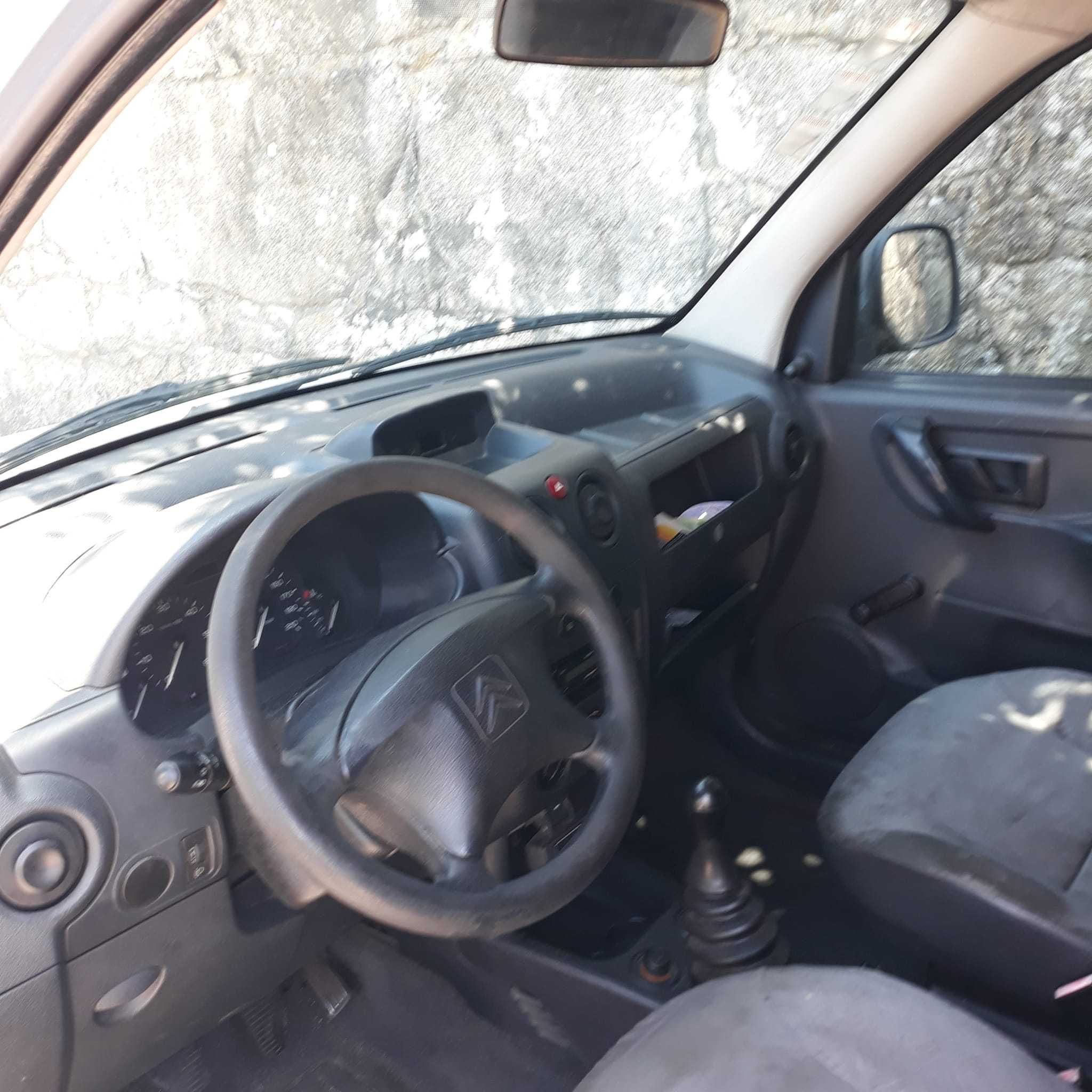 Carrinha com frio.