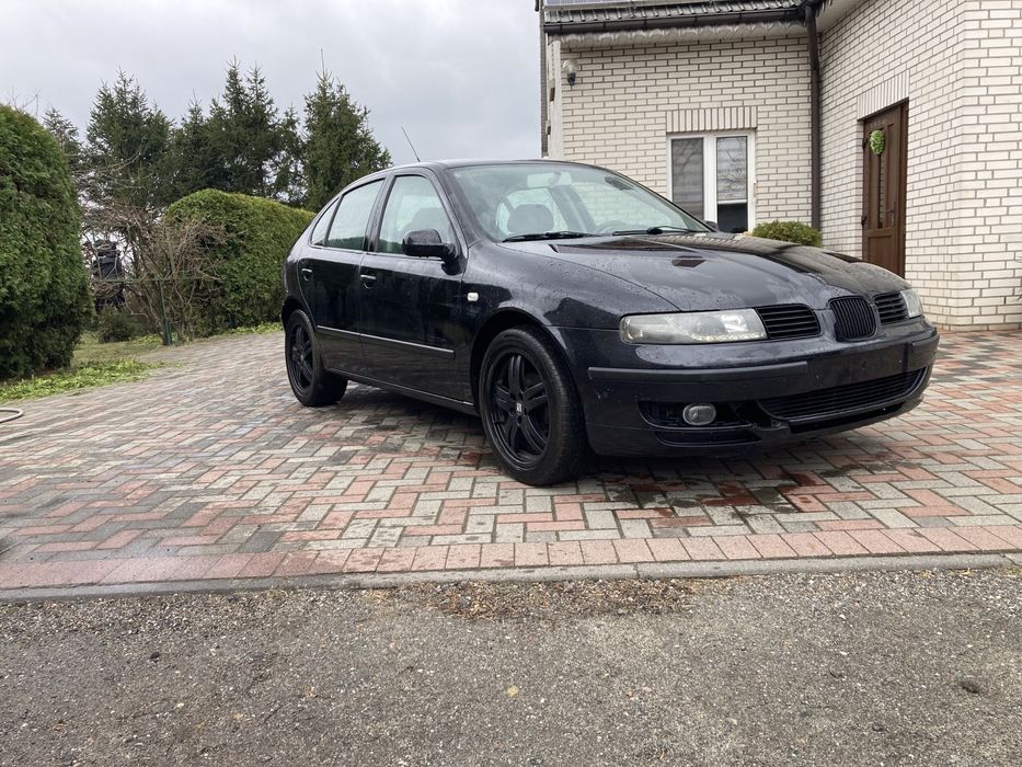 Seat Leon 1.6 czarny alufelgi