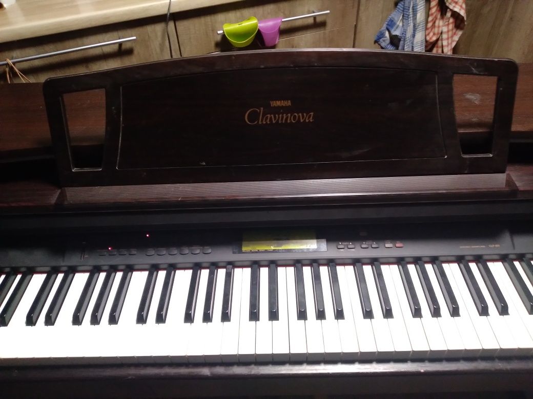 Yamaha clavinova