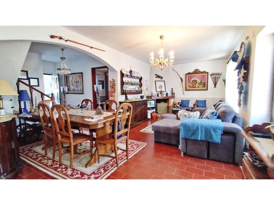 Moradia T2+2 a minutos das praias de Santa Cruz, Santa Rita e Porto...