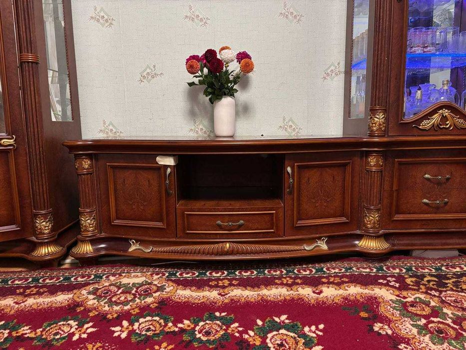 Стінка Шкаф Шафа у вітальню під телевізор з баром та підсвіткою