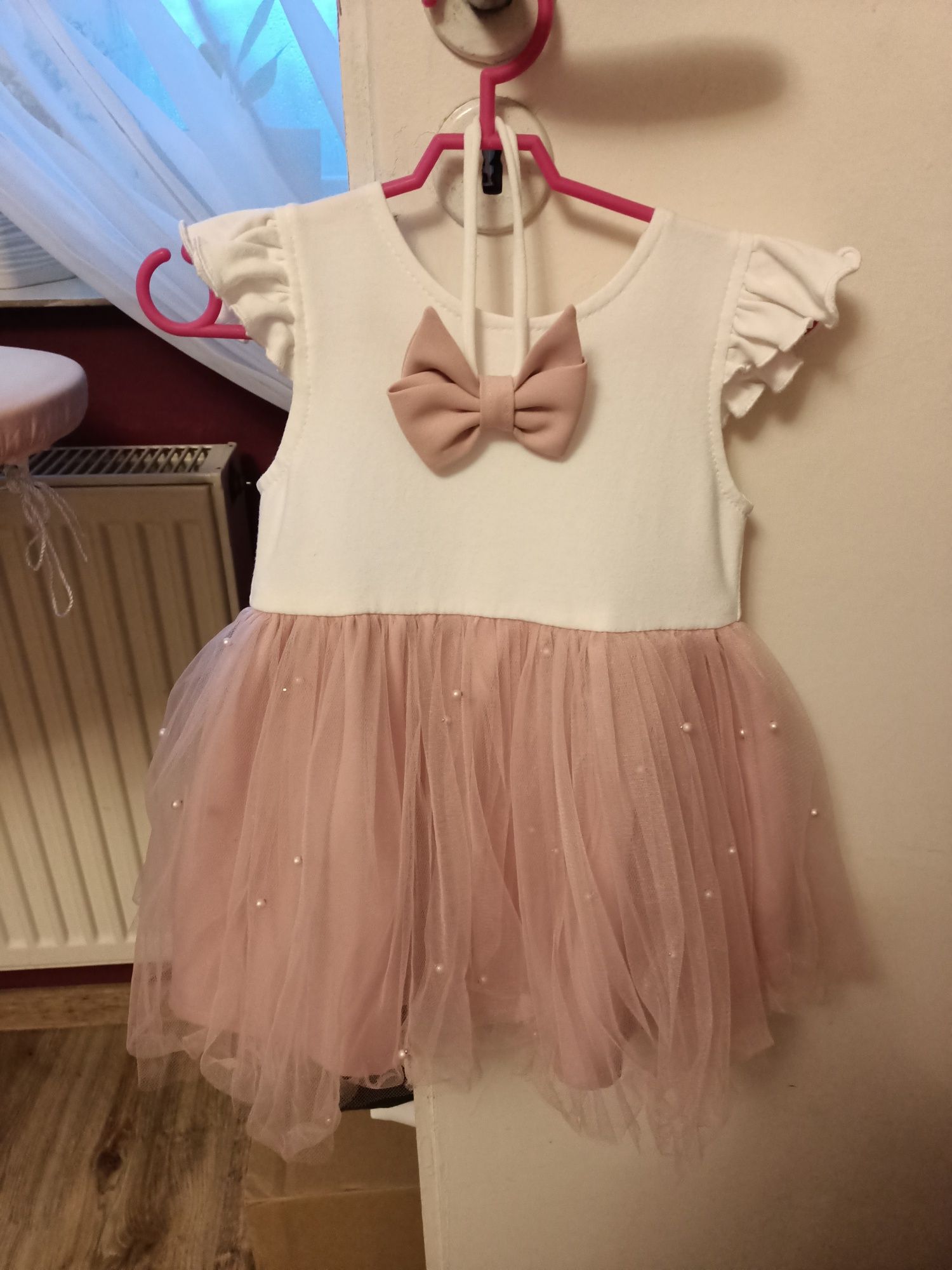 Sukienka Sophie design White and Rose rozmiar 74/80 plus bolerko