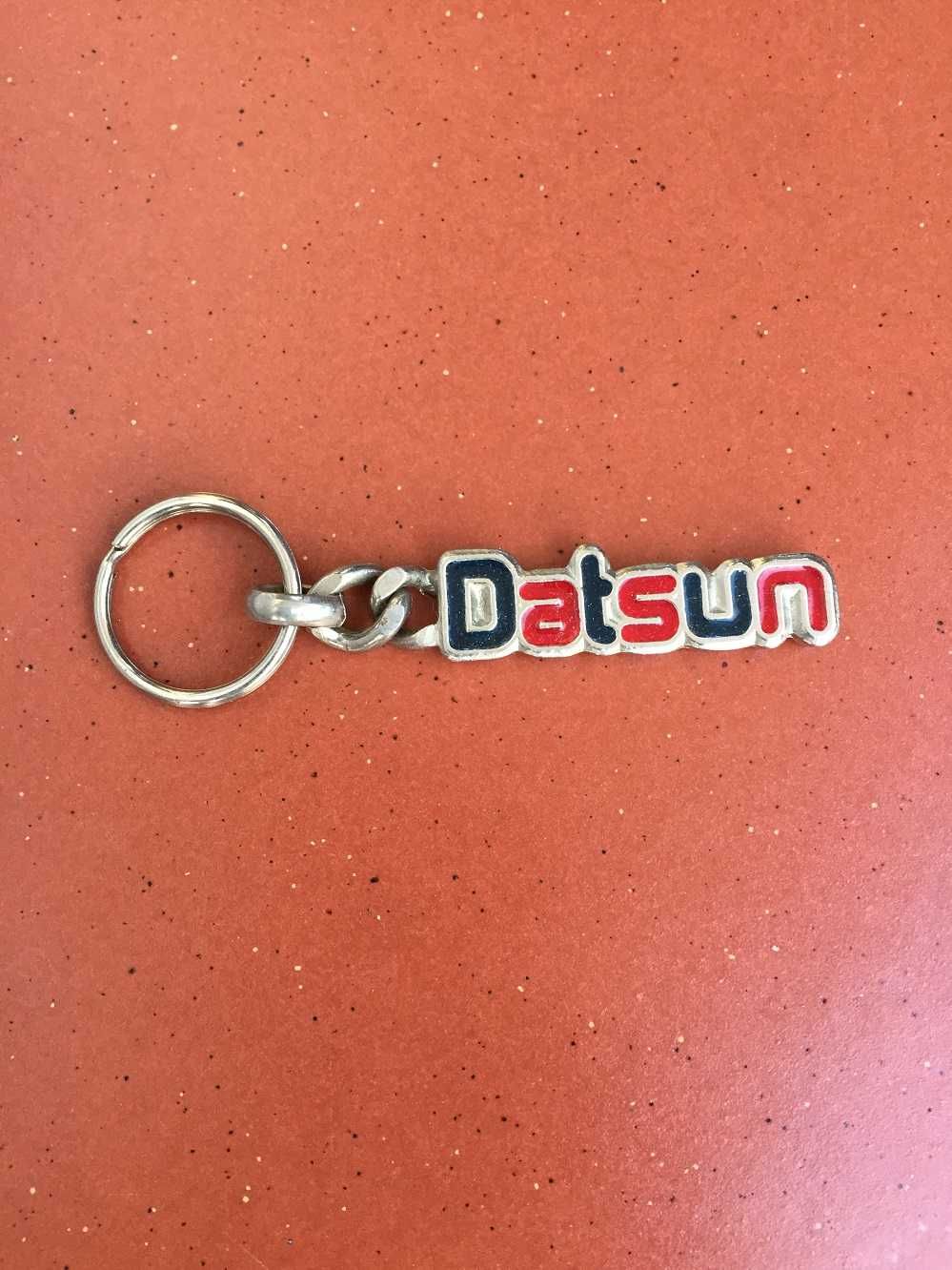 Chaveiro antigo de carro --- DATSUN