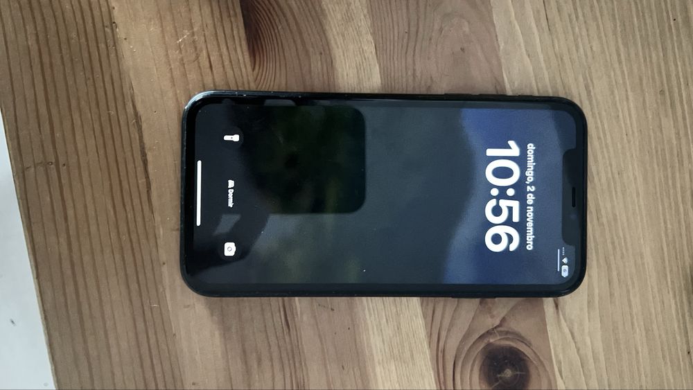 Iphone 11 preto usado