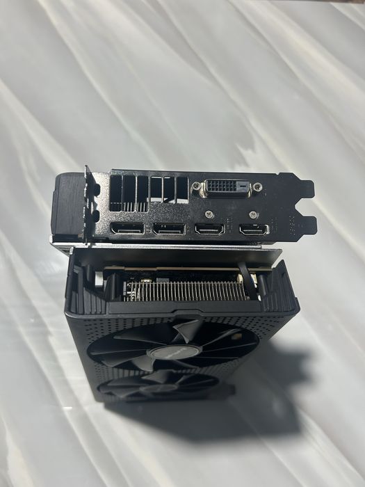 Не майнинг!!! Sapphire Pulse RX570 4GB!