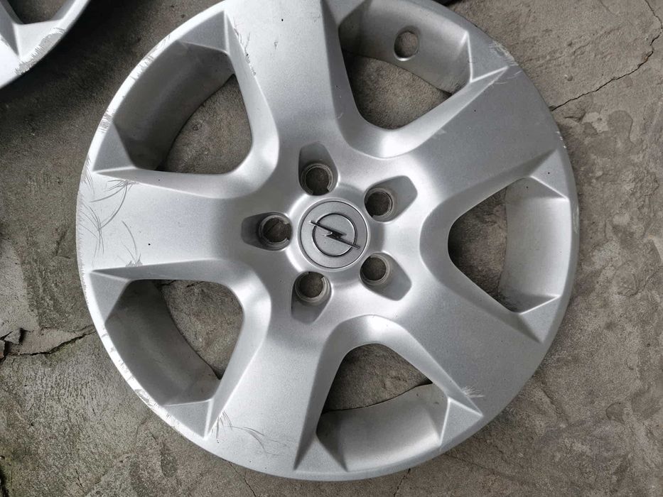 Продам автомобільні ковпаки