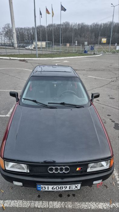 Продам AUDI 80b3