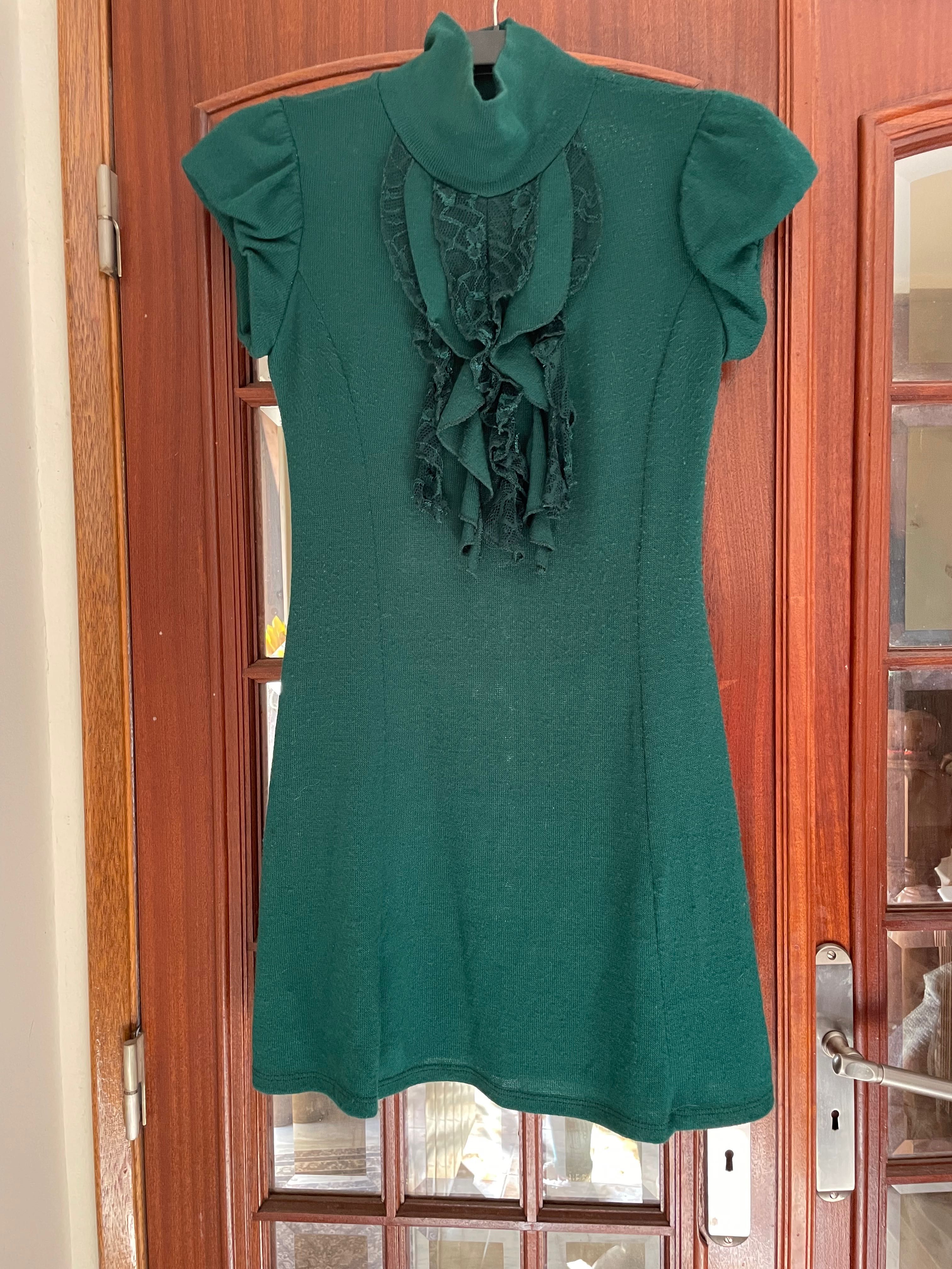 Vestido verde com folhos tamanho S/M- Estilo Romântico