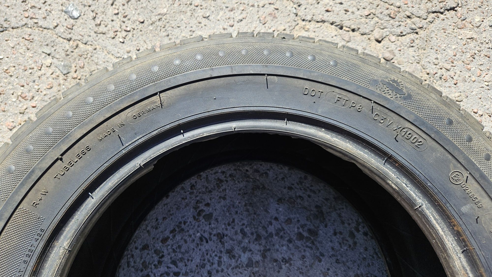 185/65R14 Michelin Energy XT2, одна