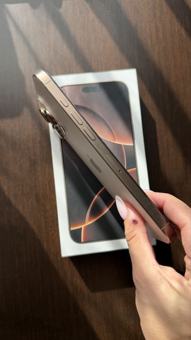 iPhone 16 Pro Max 256GB Desert Titanium