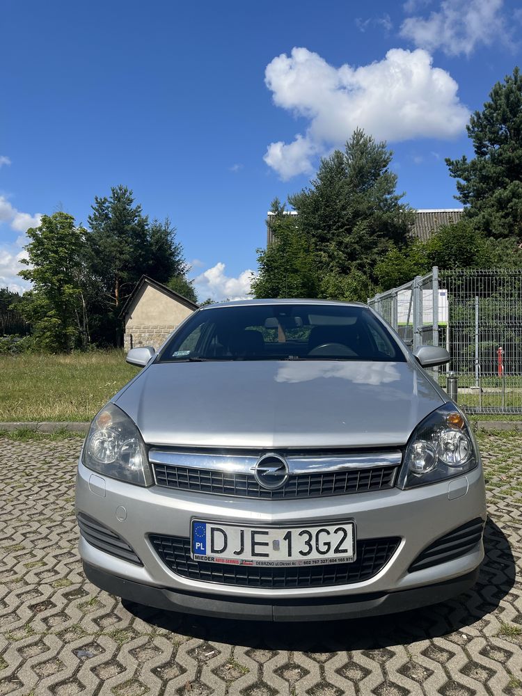 Opel Astra H GTC
