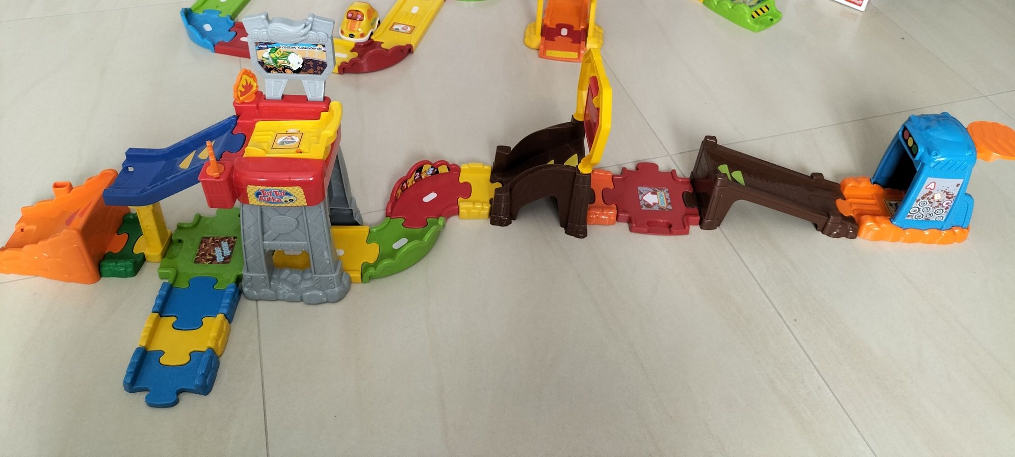 Tut Tut Auto Zestaw Kaskaderski VTech