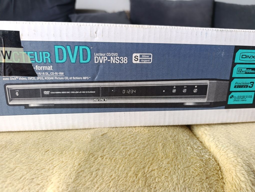 Odtwarzacz DVD Nowy