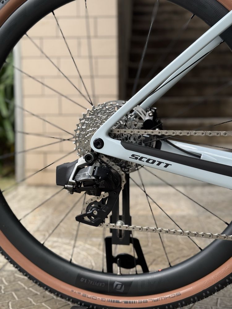 Scott Addict Gravel 20 / Nova