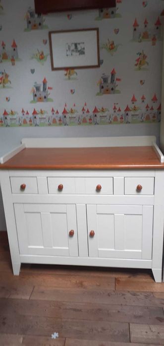 komplet mebli dziecięcych