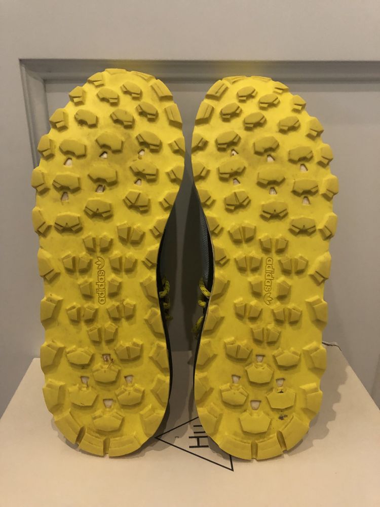 Adidas X Pharrell Williams SOLAR HU NMD r. 45 1/3 EE7581