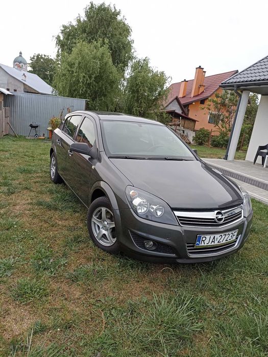 Opel Astra H 1.4 16v 90km