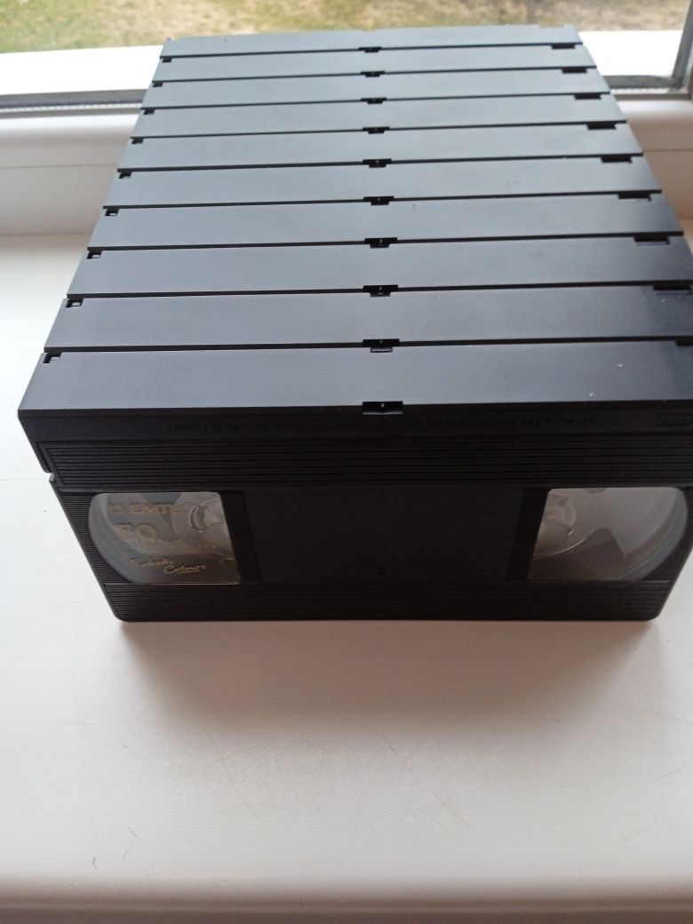 Видео кассеты новые в пленке 10 шт.