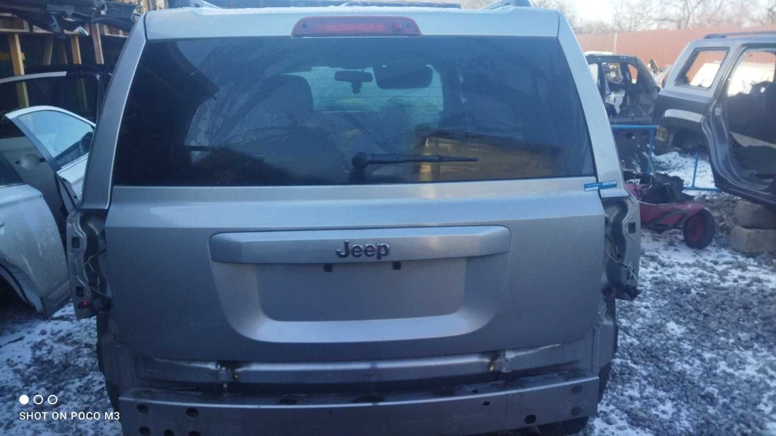 Дверь багажника Ляда Jeep Patriot Цвет: PRP  2011 2012 2013 2014 2015