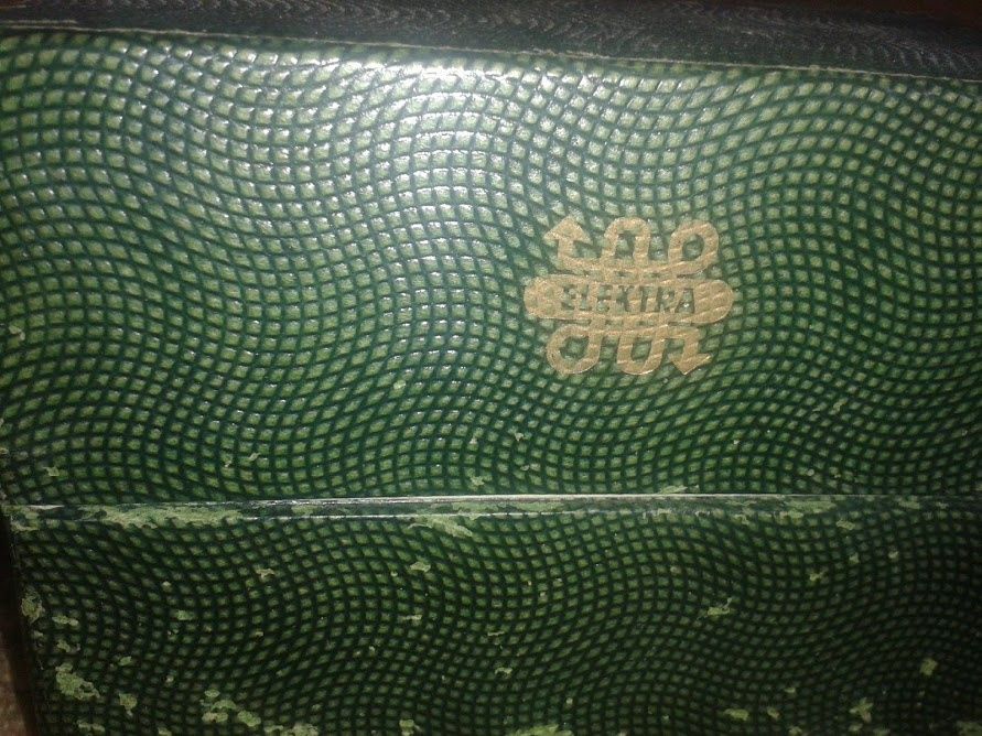 Ferro de Engomar Antigo de Viagem Marca Elektra