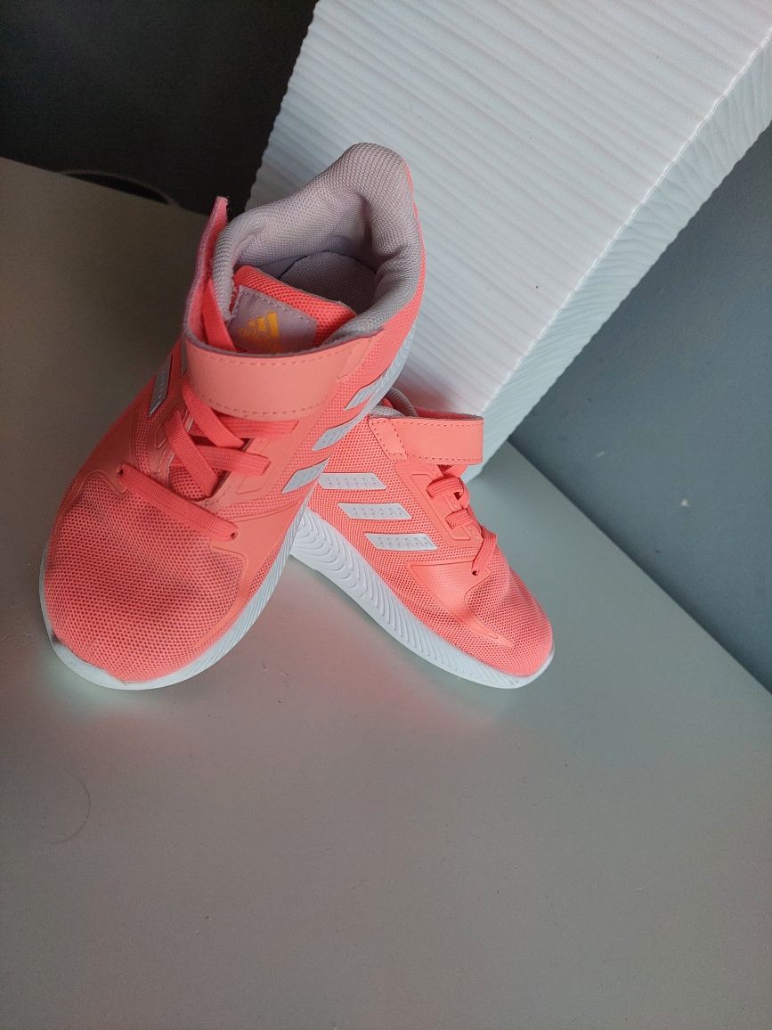 Adidasy Adidas dla dziewczynki rozm 27 cm ( 17,5 cm )