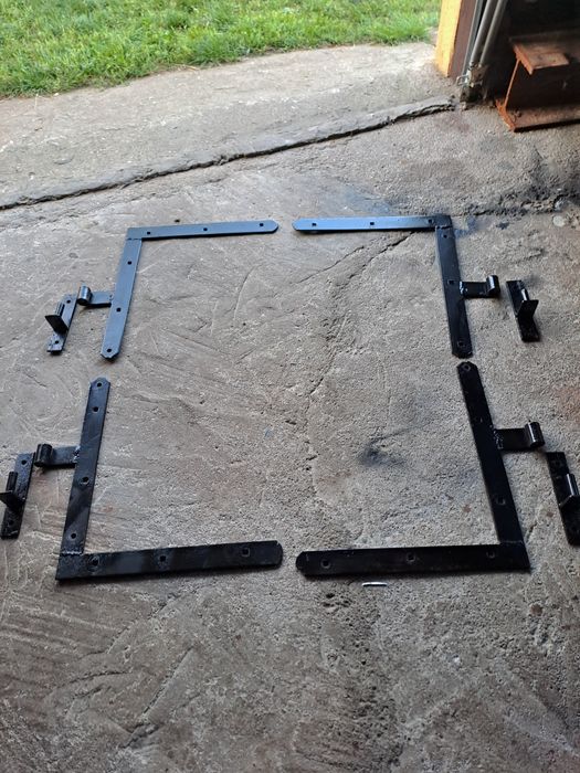 Bramy i ogrodzenia , zawiasy