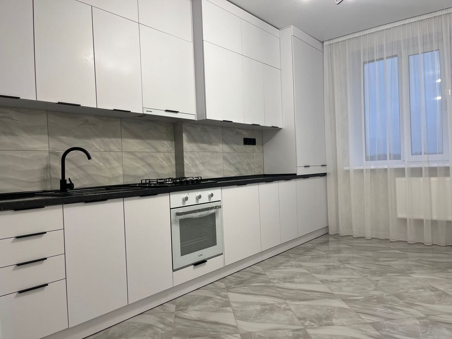 Продаж 1к квартири Рауш Озерна свіжий ремонт 62000