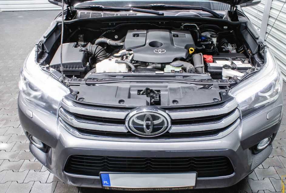 Разборка Toyota Hilux  2.4 D-4D