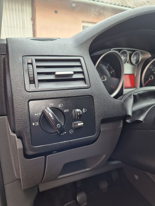 Продається свіжопригнаний автомобіль Ford C-Max 2008 рестайлинг.