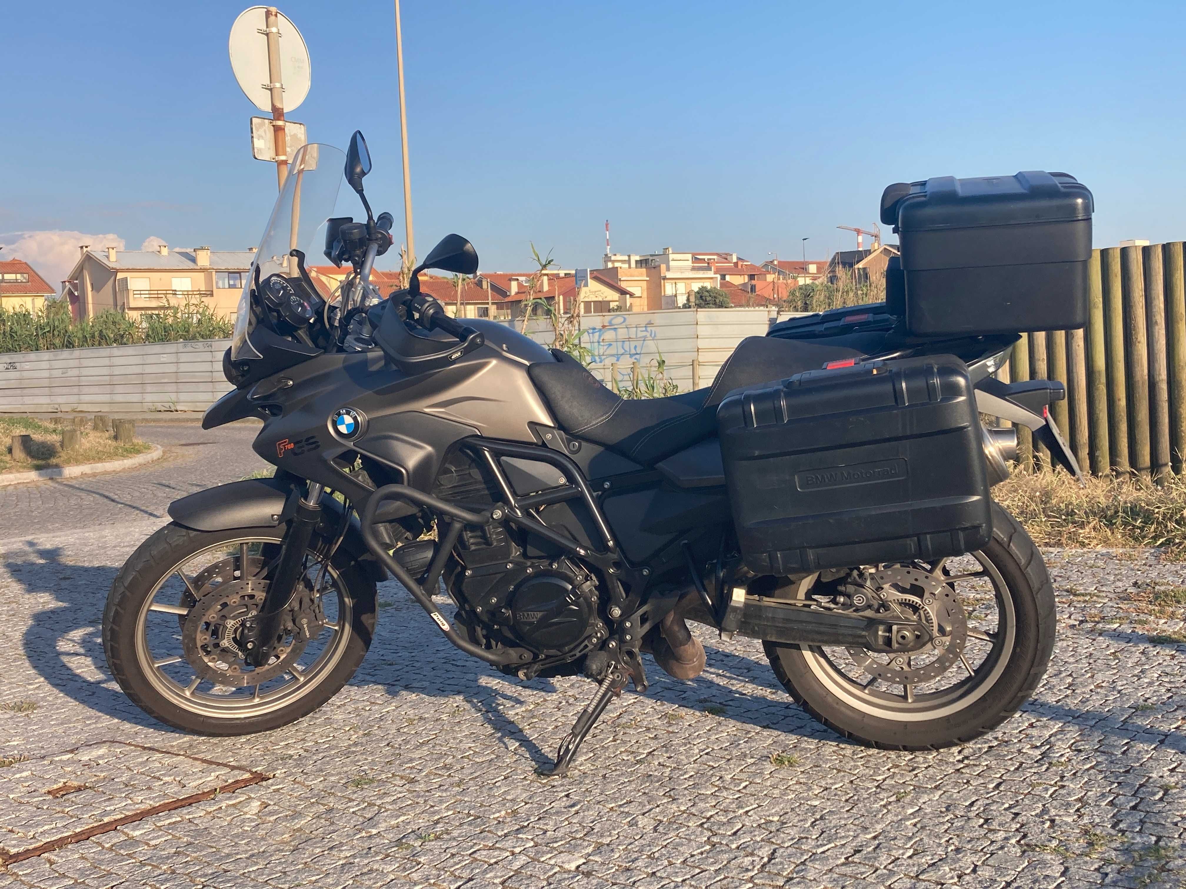 BMW F700 GS em ótimo estado