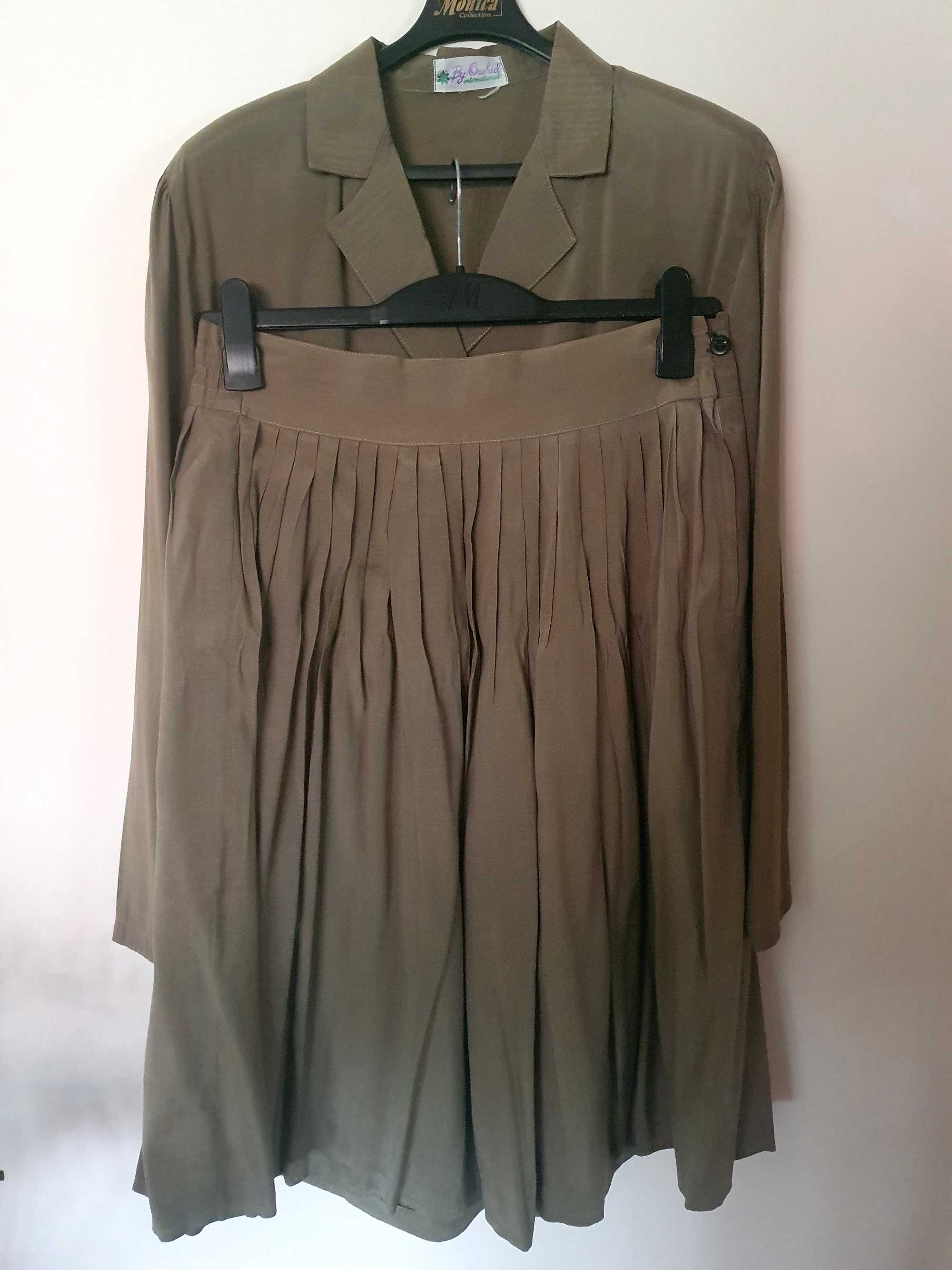 Komplet marynarka spodnica L XL zielony khaki