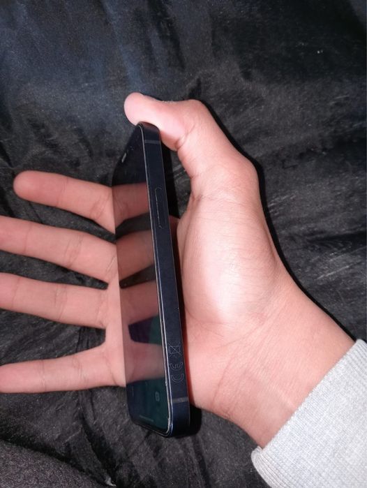 Vendo iPhone 12 Mini — 64GB — Azul