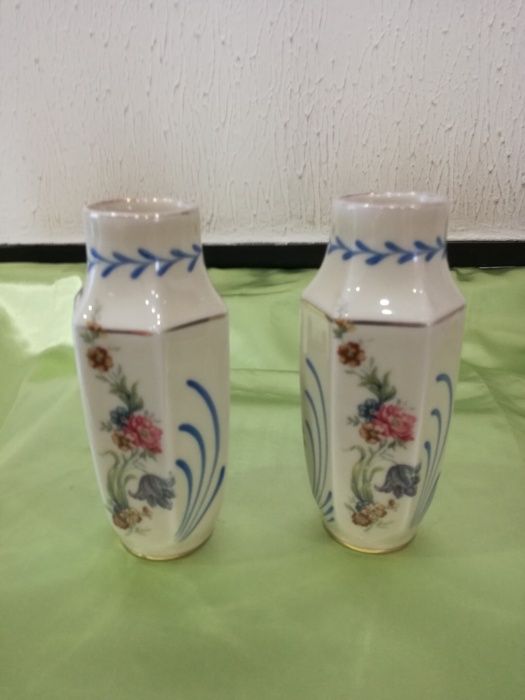 2 Jarras de Porcelana Limoges pintadas à mão